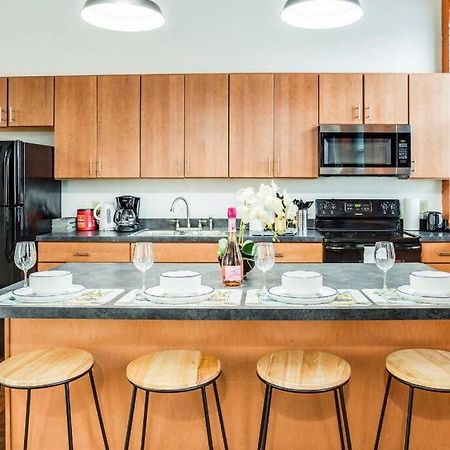 Centric Ny Style Loft W/King Bed Rochester Exterior foto